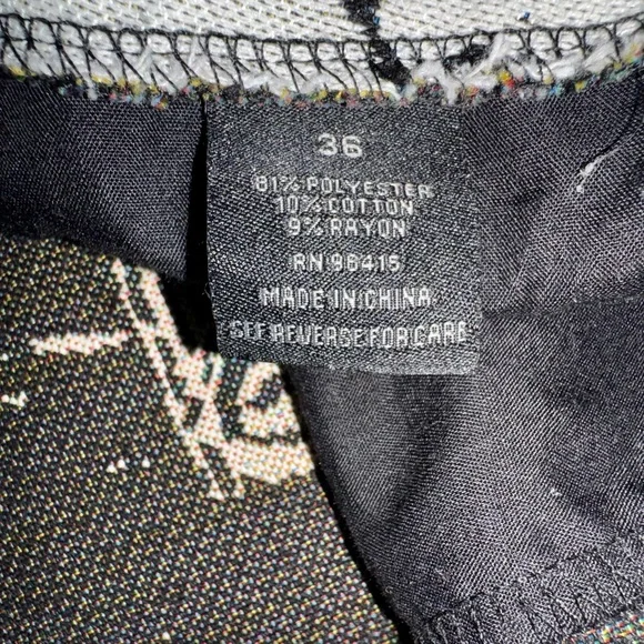 RARE🖤Rebel Vengeance Black and White Tapestry Skeleton Shorts Size 36💀LIKE NEW - Picture 6 of 9